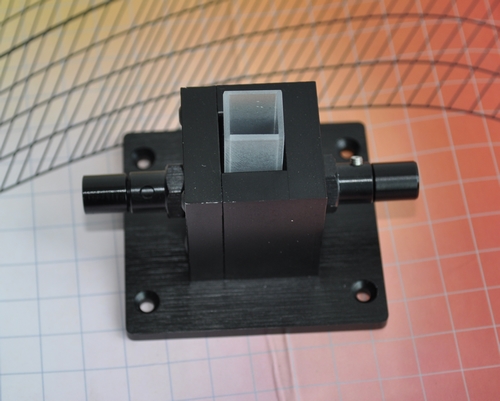 (image for) CUV-UV Fiber Optic Cuvette Holder for Spectrometer